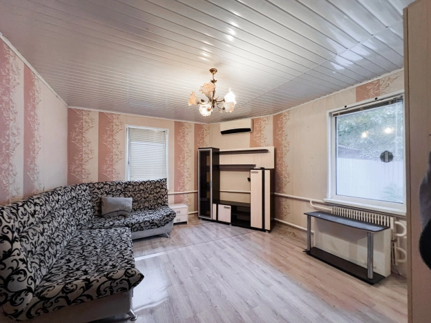 Купить дом в Белгороде. Вариант № 7528379, 1, площадь -  квм, цена 2400000 рублей