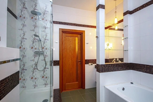 Купить двухкомнатную квартиру на улице Линейная в Новосибирской области. Вариант № 9261364, 12, площадь -  квм, цена 12450000 рублей