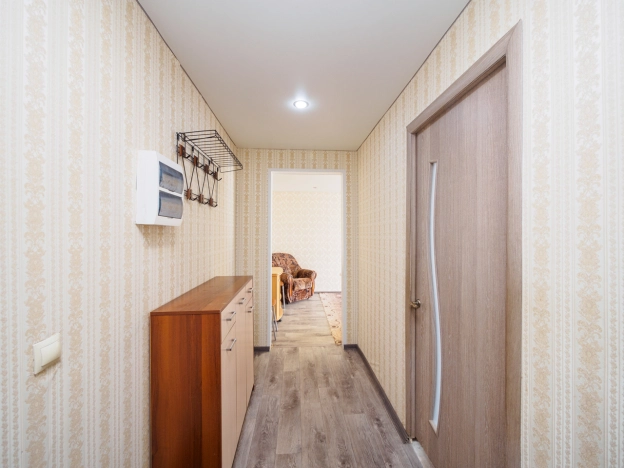 Купить двухкомнатную квартиру на улице бульвар Архитекторов в Омске. Вариант № 3993197, 8, площадь -  квм, цена 5300000 рублей