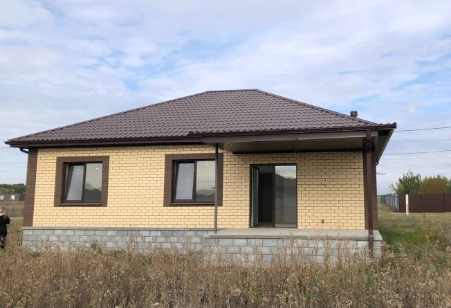 Купить дом на улице Везельская в Белгороде. Вариант № 5922280, 1, площадь -  квм, цена 7100000 рублей