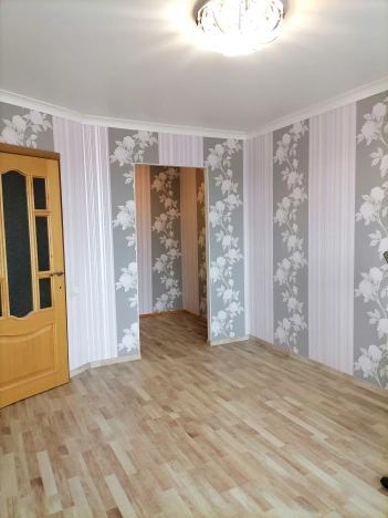 Купить трехкомнатную квартиру в Сыктывкаре. Вариант № 37990, 17, площадь -  квм, цена 4580000 рублей