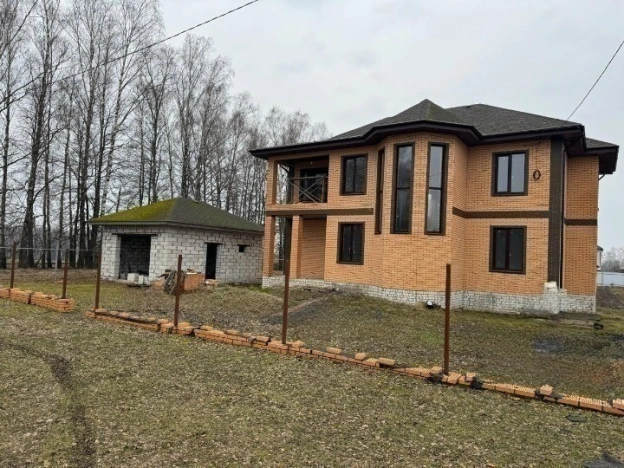 Купить дом в Брянской области. Вариант № 26761, 2, площадь -  квм, цена 9500000 рублей