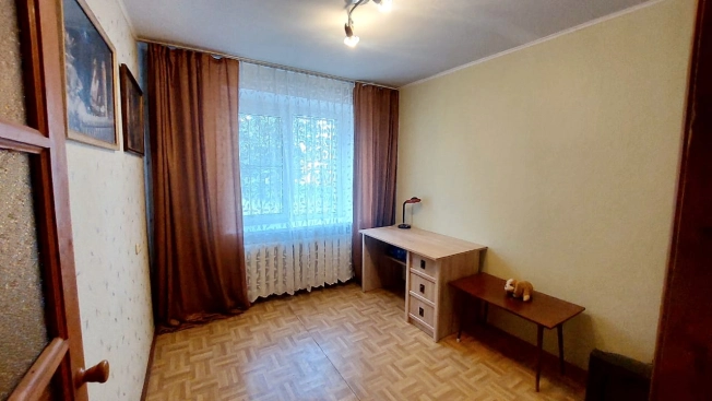 Купить многокомнатную квартиру в Калужской области. Вариант № 2156223, 11, площадь - квм, цена 5950000 рублей