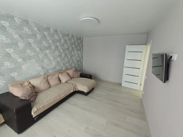 Купить квартиру на улице Муромский проезд в Коврове. Вариант № 10931885, 9, площадь - квм, цена 7000000 рублей