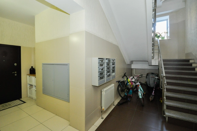 . Вариант № 7636423, 32, площадь - 81.5 квм, цена 12500000 рублей