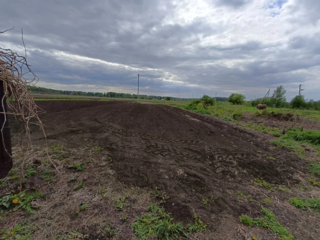 Купить трехкомнатную квартиру на улице Ленина в Бердске. Вариант № 35490, 32, площадь -  квм, цена 3724000 рублей