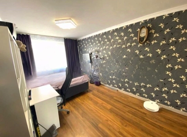 Купить квартиру в Москве. Вариант № 9319640, 3, площадь -  квм, цена 12000000 рублей