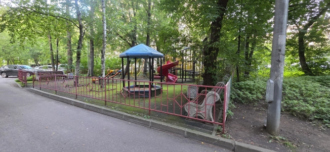 Купить квартиру в Москве. Вариант № 1330857, 20, площадь -  квм, цена 23500000.0000 рублей