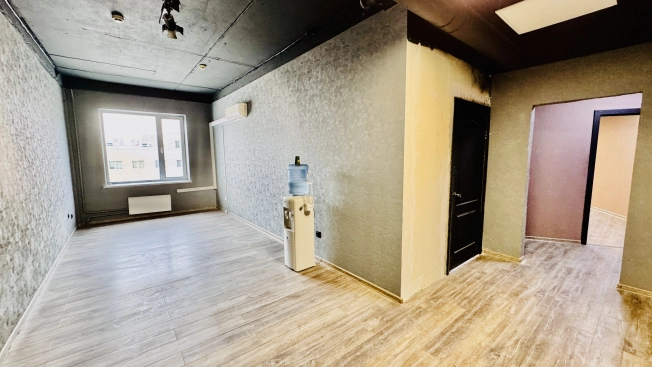 Снять офисы в районе Ленинский в Новосибирске. Вариант № 10811448, 3, площадь - квм, цена 92000 рублей