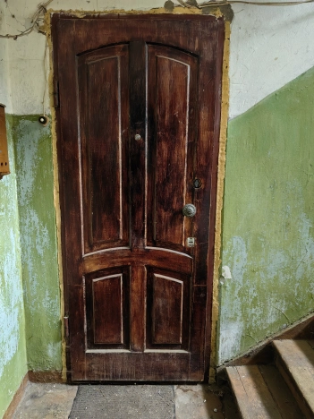 Купить трехкомнатную квартиру в Ярославской области. Вариант № 8590045, 2, площадь -  квм, цена 1300000 рублей