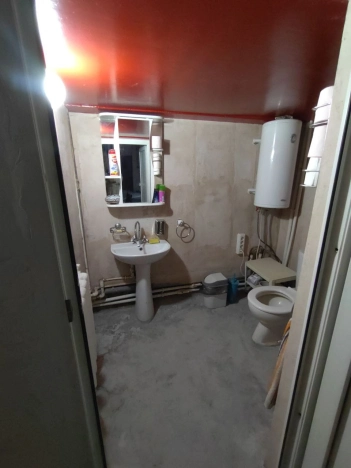 Снять коммерческую недвижимость в Тобольске. Вариант № 34985, 18, площадь -  квм, цена 50000 рублей