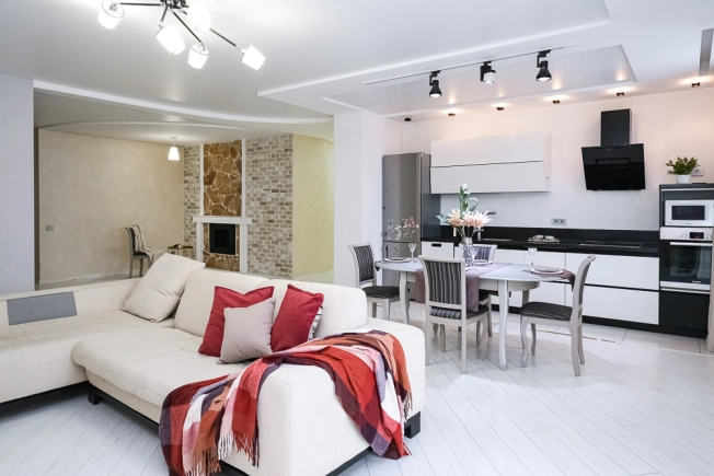 Купить трехкомнатную квартиру на улице Арнольда Нейбута в Омске. Вариант № 20932, 1, площадь -  квм, цена 13050000 рублей