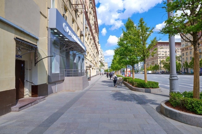 Купить квартиру на вторичке в Москве. Вариант № 18244, 28, площадь -  квм, цена 31900000 рублей