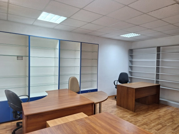 Снять коммерческую недвижимость в Керчи. Вариант № 2332089, 9, площадь - квм, цена 40000 рублей