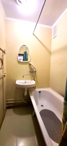 Купить двухкомнатную квартиру в Калужской области. Вариант № 10216439, 7, площадь -  квм, цена 5630000 рублей