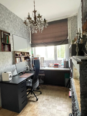 Купить квартиру в Москве. Вариант № 3215975, 20, площадь - квм, цена 64000000.0000 рублей