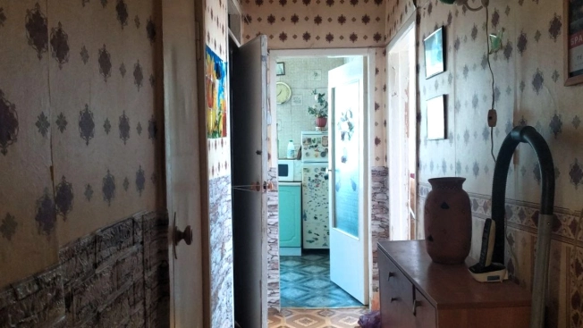 Купить трехкомнатную квартиру в Калуге. Вариант № 8270, 4, площадь -  квм, цена 4000000 рублей