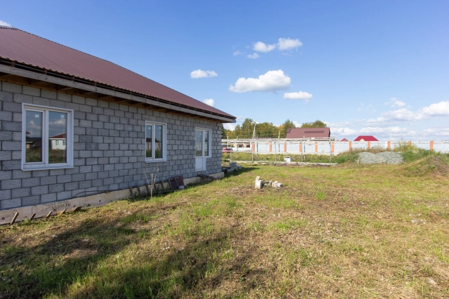 Купить дом в Тюменской области. Вариант № 22060, 15, площадь -  квм, цена 5270000 рублей