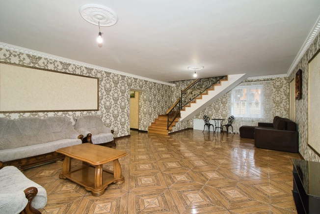 Купить дом в Микрорайоне Веризино в Владимире. Вариант № 5443621, 6, площадь -  квм, цена 30000000 рублей