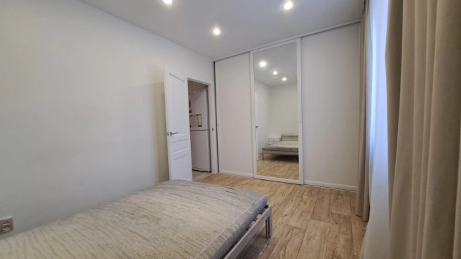 Купить квартиру на улице Плющихинская в Новосибирске. Вариант № 20683, 3, площадь -  квм, цена 4150000 рублей