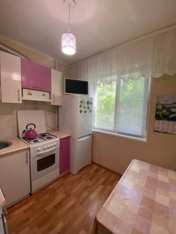 Купить квартиру на улице Новосибирская в Орске. Вариант № 46031, 6, площадь - квм, цена 2800000.0000 рублей