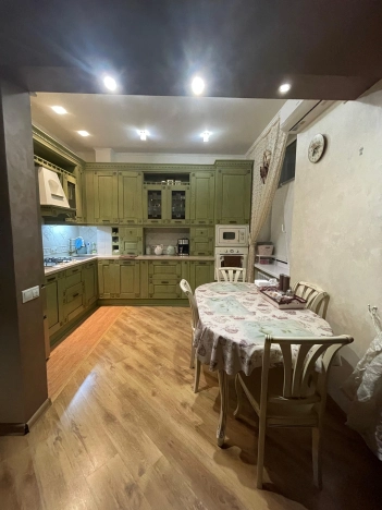 Купить квартиру на вторичке на улице Чкалова в Московской области. Вариант № 5922380, 3, площадь - квм, цена 10100000 рублей