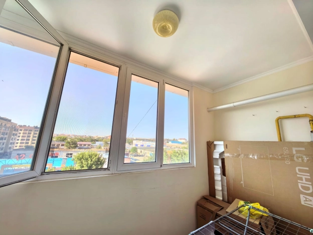 Купить однокомнатную квартиру на улице Обсерваторная в Ростовской области. Вариант № 3214740, 4, площадь -  квм, цена 5400000 рублей