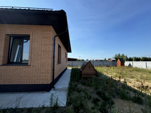 Купить дом в Москве. Вариант № 120, 3, площадь - квм, цена 7695000 рублей