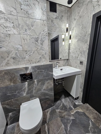 Снять квартиру в Тобольске. Вариант № 9280953, 15, площадь -  квм, цена 45000 рублей