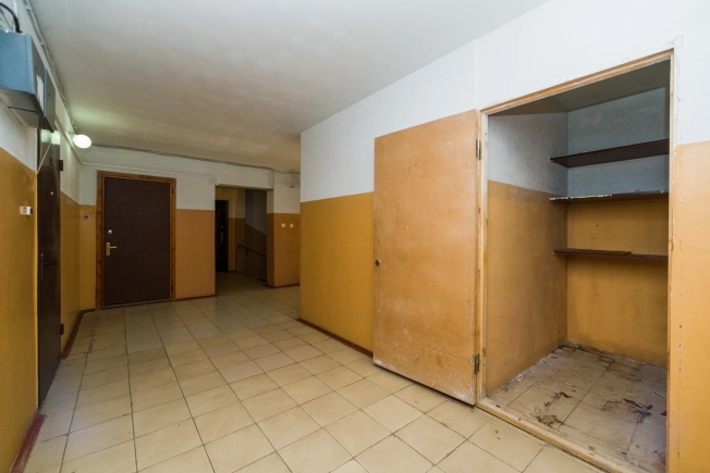 Купить трехкомнатную квартиру на улице Вишнёвая в Рязани. Вариант № 952811, 18, площадь -  квм, цена 7600000 рублей