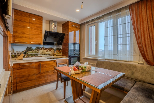 Купить квартиру в Москве. Вариант № 9234828, 12, площадь -  квм, цена 24000000 рублей