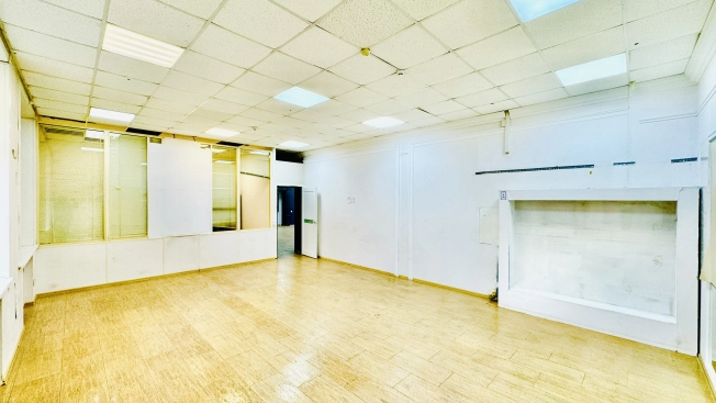 Снять коммерческую недвижимость в Новосибирске. Вариант № 5921726, 5, площадь - квм, цена 350000 рублей