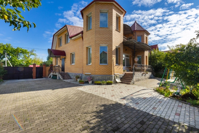 Купить дом в Амурской области. Вариант № 3263468, 3, площадь -  квм, цена 37777777 рублей