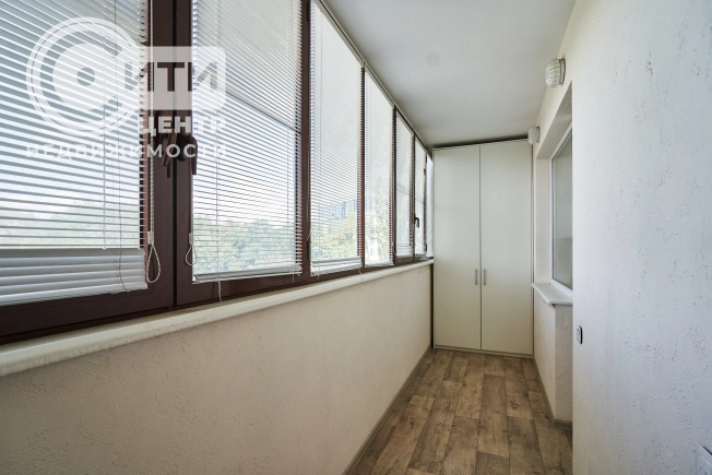 Купить четырехкомнатную квартиру в Воронеже. Вариант № 276585, 22, площадь - квм, цена 20250000 рублей