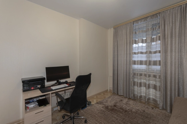 Купить трехкомнатную квартиру в Королёве. Вариант № 1202, 21, площадь - квм, цена 17500000 рублей