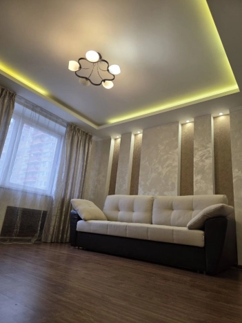 Купить двухкомнатную квартиру на улице Пыжёвский переулок в Москве. Вариант № 10132747, 34, площадь -  квм, цена 9450000 рублей