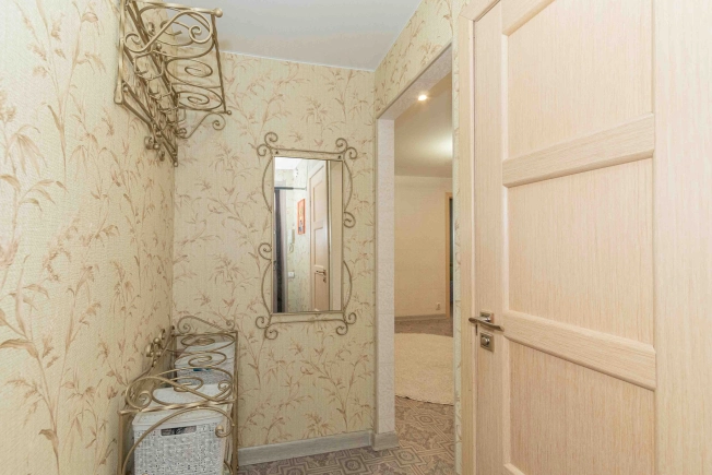 Купить трехкомнатную квартиру в районе Ленинский в Владимире. Вариант № 5450220, 13, площадь -  квм, цена 5699000 рублей