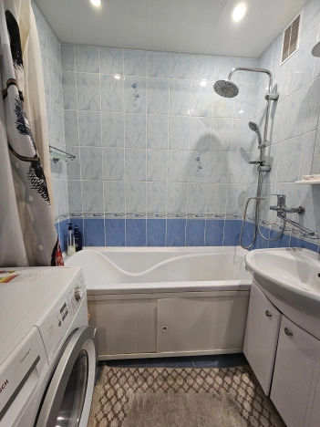 Купить квартиру в Тобольске. Вариант № 9924680, 21, площадь -  квм, цена 4700000 рублей