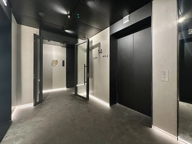 Купить квартиру в Москве. Вариант № 2182168, 12, площадь -  квм, цена 24250000 рублей