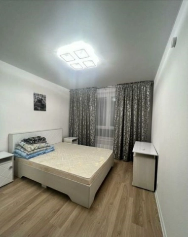 Снять квартиру в районе Западное Дегунино в Москве. Вариант № 8166002, 3, площадь -  квм, цена 80000 рублей