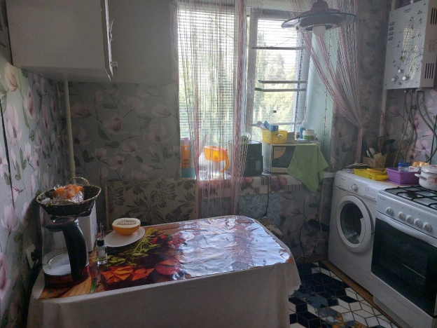 Купить двухкомнатную квартиру на улице Школьная в Калужской области. Вариант № 3298703, 5, площадь -  квм, цена 2550000 рублей