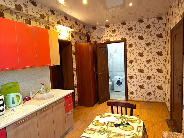 Купить дом в Москве. Вариант № 9586460, 4, площадь -  квм, цена 10300000 рублей