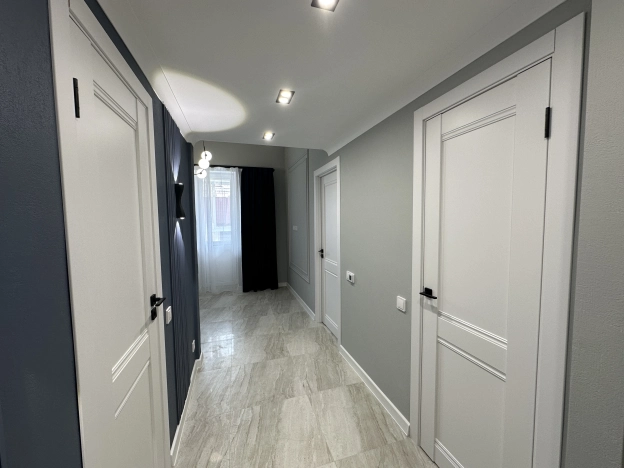 . Вариант № 46930, 3, площадь - 52 квм, цена 10999999 рублей