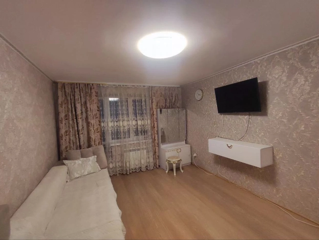 Купить квартиру в Тобольске. Вариант № 10264245, 1, площадь -  квм, цена 7000000 рублей