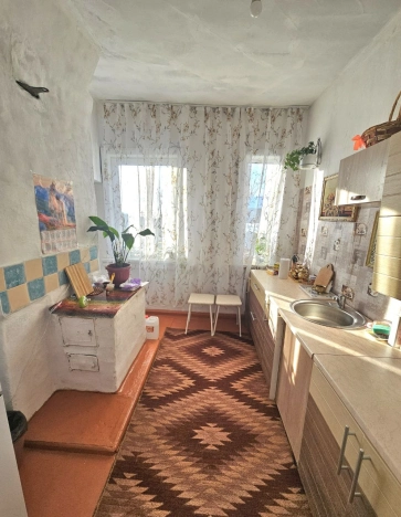 Купить квартиру на улице Комарова в Улан-Удэ. Вариант № 9259226, 6, площадь -  квм, цена 2600000 рублей