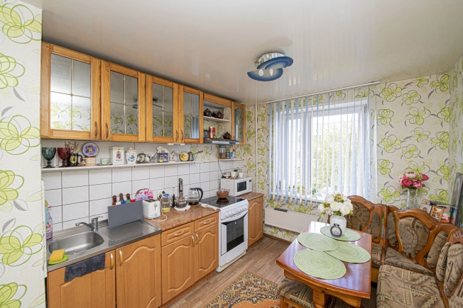 Купить трехкомнатную квартиру у метро Заречная в Нижнем Новгороде. Вариант № 39407, 0, площадь -  квм, цена 7650000 рублей