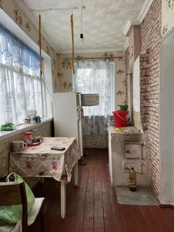 Купить дом на улице Сиреневая в Тюменской области. Вариант № 57642, 7, площадь -  квм, цена 900000 рублей