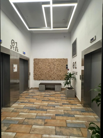 Купить трехкомнатную квартиру на вторичке на улице Корабельная в Москве. Вариант № 2552602, 19, площадь -  квм, цена 25900000 рублей