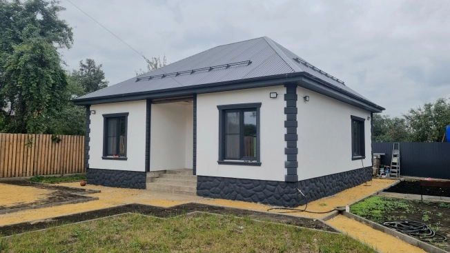 Купить дом на улице Большак в Липецкой области. Вариант № 3388539, 3, площадь -  квм, цена 6885000 рублей