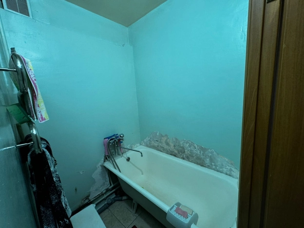 Купить трехкомнатную квартиру в Микрорайоне 29-й, Ангарск в Ангарске. Вариант № 1190524, 8, площадь -  квм, цена 4000000 рублей